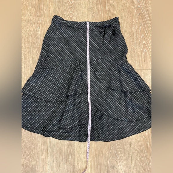 Grey and White Patterned High Low Skirt - Picture 6 of 10